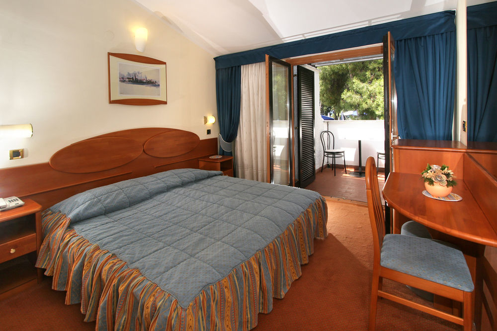 Villa Galijot Plava Laguna Porec Exterior photo